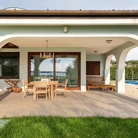 Serene Pool On The Lagoon Villa *