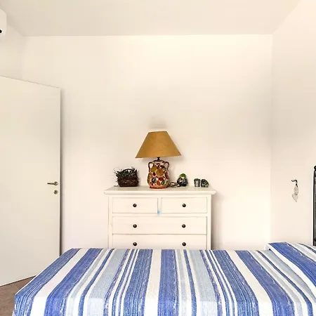 Albarella Family With Private Pool And Garden